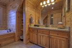 Bearcat Lodge - Upper Level Attached Bathroom 